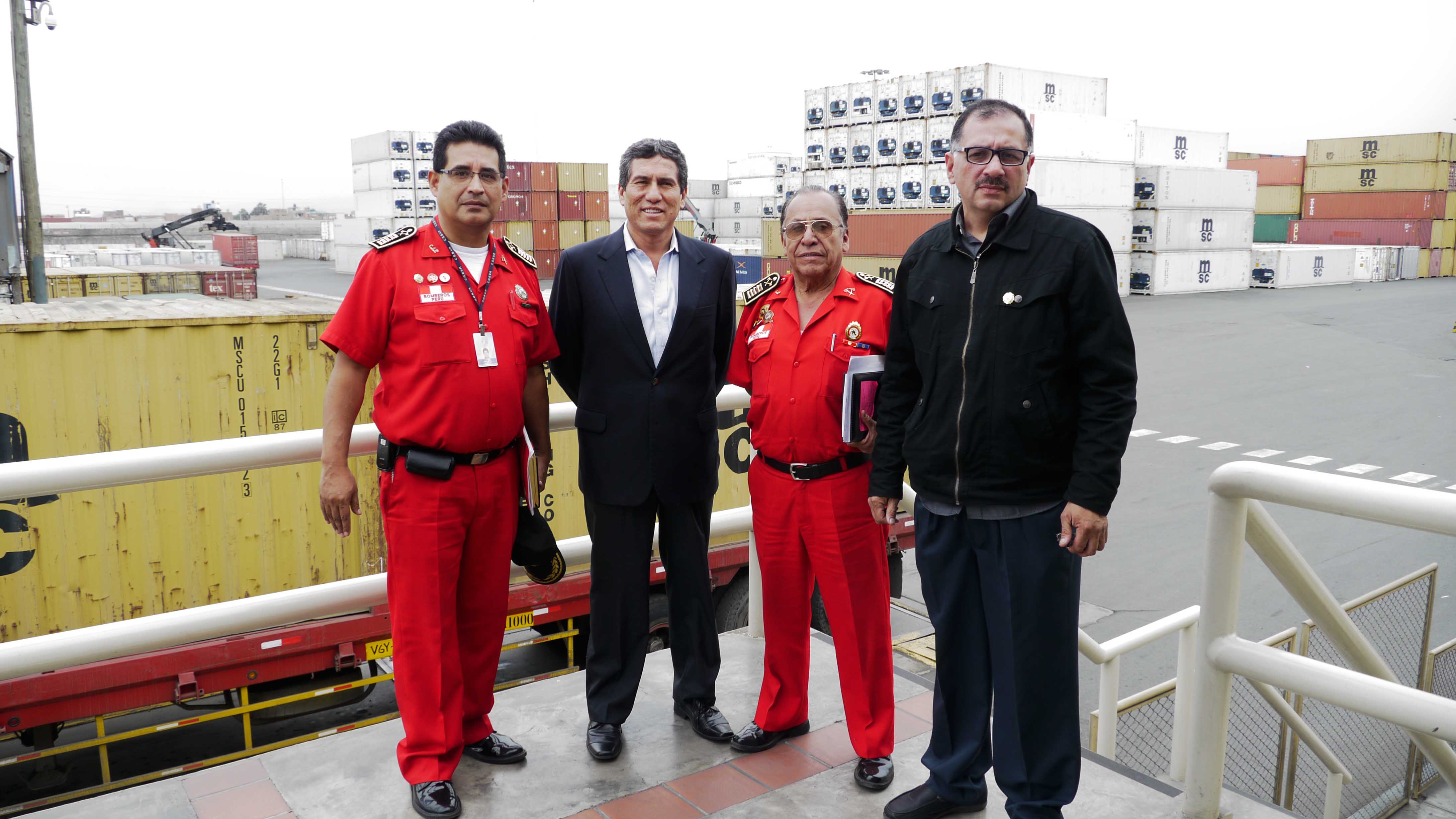 visita%20al%20puerto%20(2).JPG